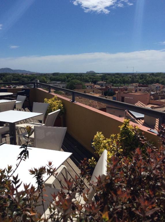Hotel Canet Castello  D'Empuries Exterior foto